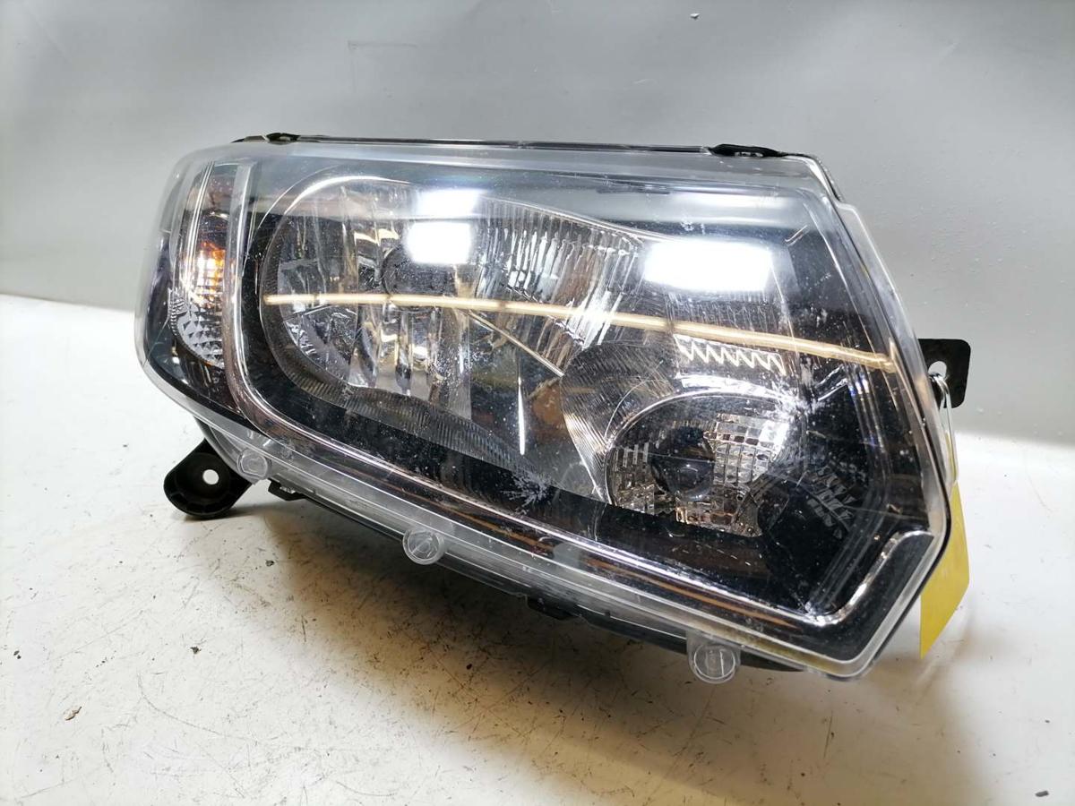Dacia Sandero 2 original Scheinwerfer vorn rechts Halogen Halter oben abgebrochen Bj.2016